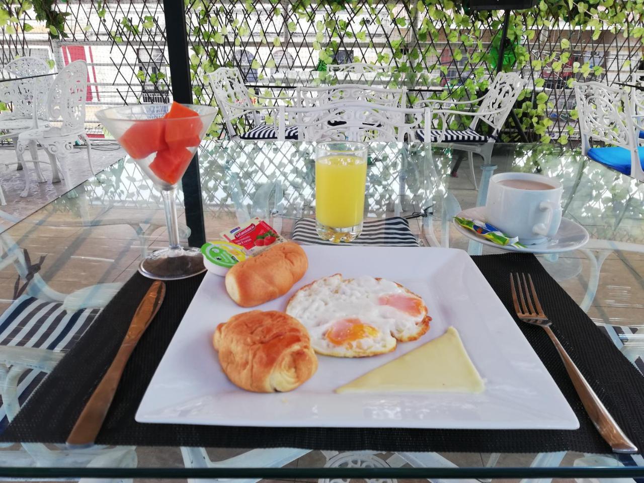 Magdalena Imperial Hotel Girardot Exteriör bild